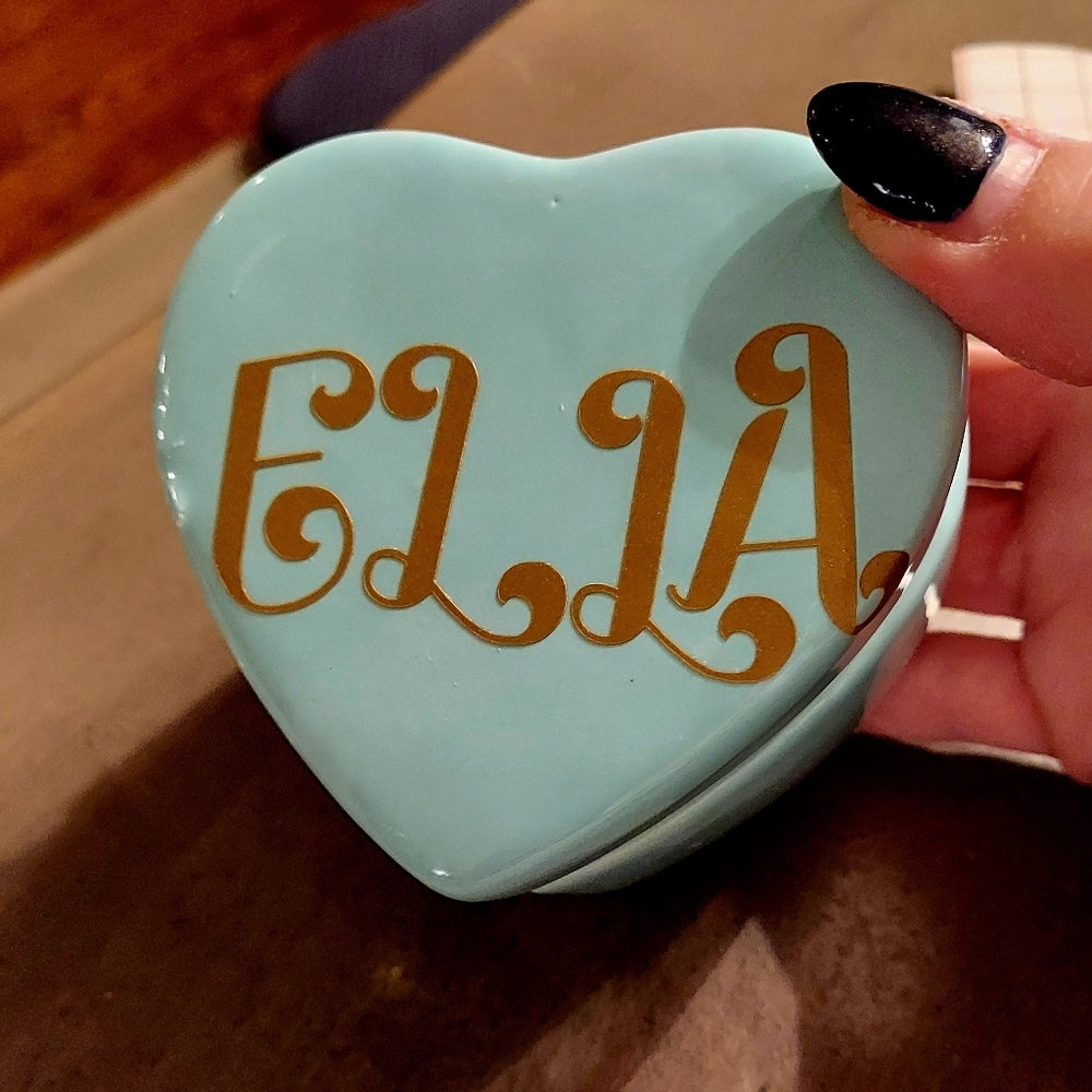 Trinket ceramic box